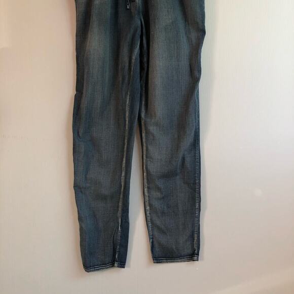 Romeo and Juliet Couture denim jumpsuit adjustable straps and drawstring waist - Picture 7 of 13